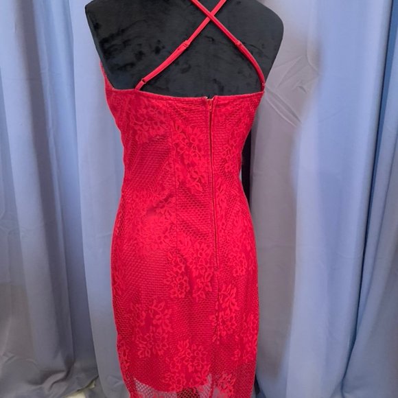 GLAMOROUS and Stunning Charlotte Russe Red Lace Cocktail Dress - Picture 4 of 6